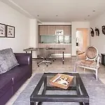 Burns Art & Culture 4* Düsseldorf