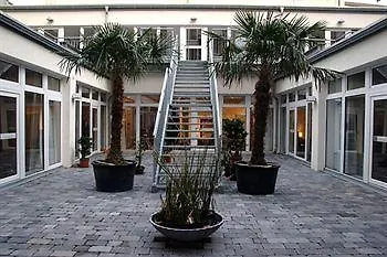 Burns Art & Culture 4* Dusseldorf