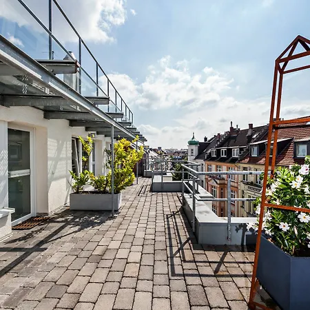 Burns Art & Culture 4*