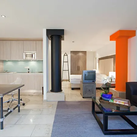 Отель Burns Art & Culture Дюссельдорф