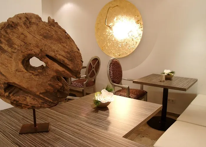 Burns Art & Culture Hotel Düsseldorf