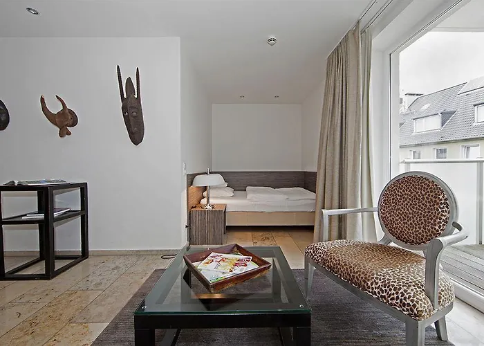 Burns Art & Culture Hotel Düsseldorf