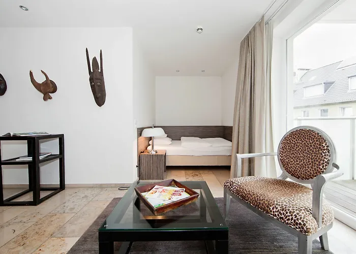 Burns Art & Culture 4* Düsseldorf