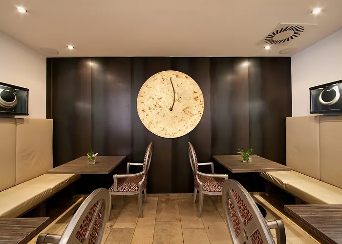 Burns Art & Culture 杜塞尔多夫