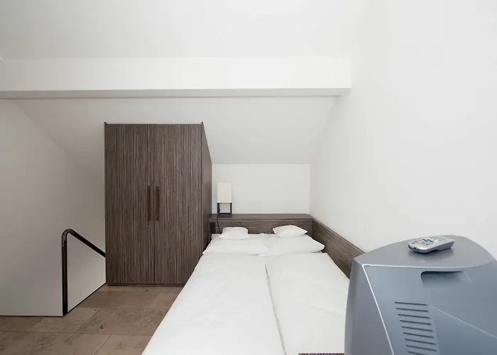 Burns Art & Culture 4* Düsseldorf